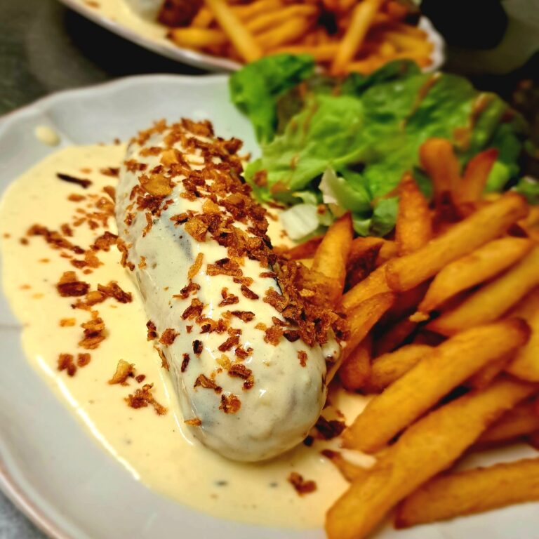 Boudin Blanc sauce au Maroilles et ses oignons frits